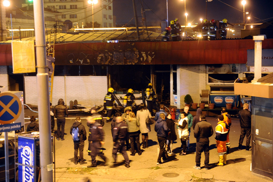 ПОЖАР У БЕОГРАДУ: Изгорело неколико објеката код аутобуске станице